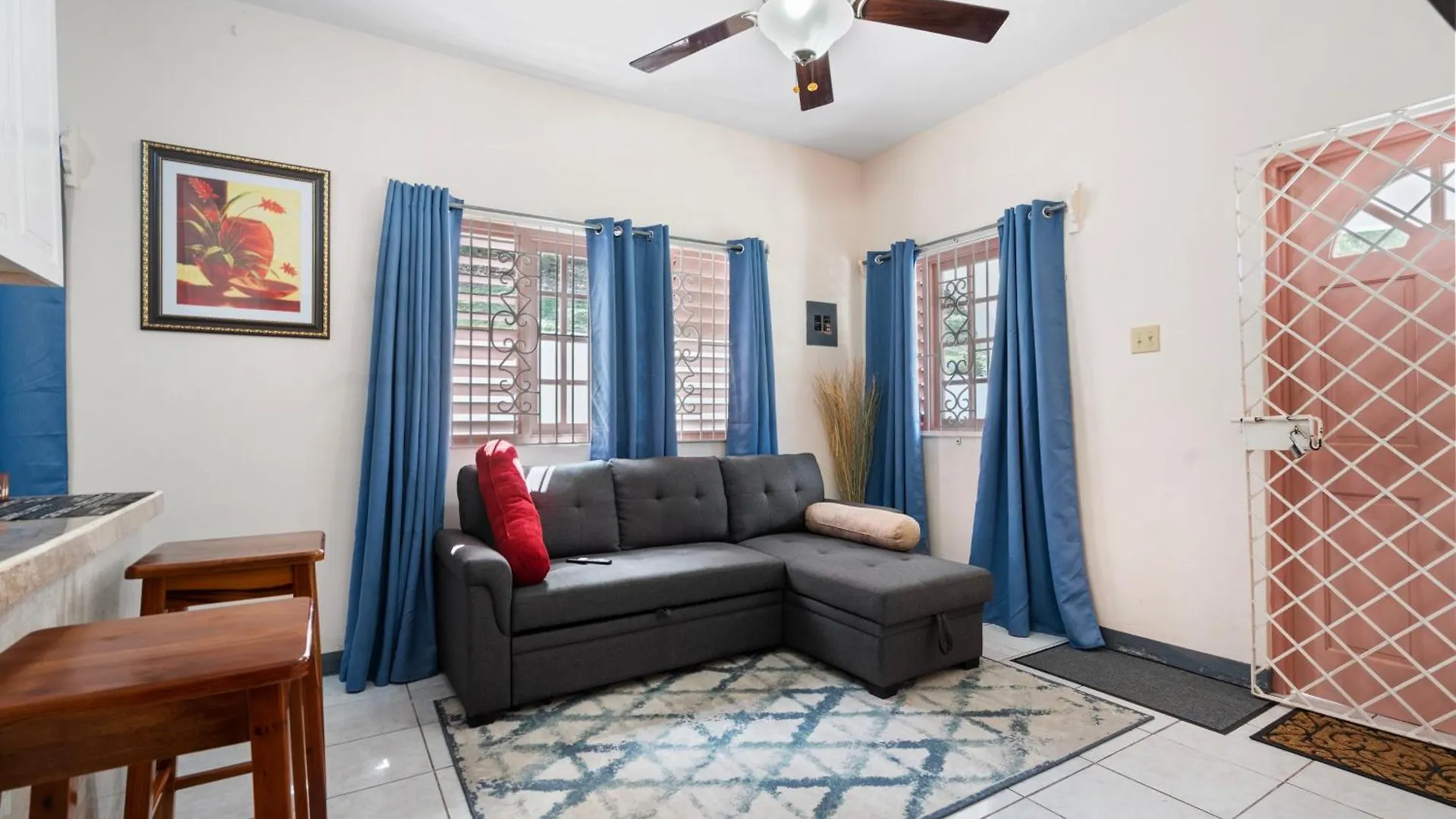 Shaw Park Gem Apartment Ocho Rios