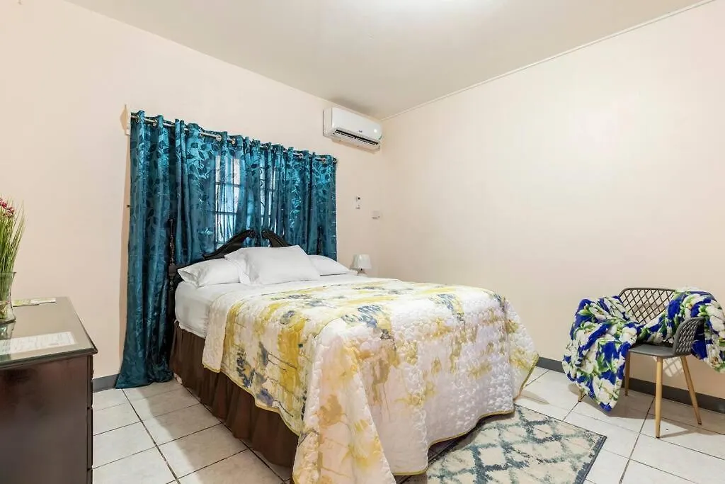 Shaw Park Gem Apartment Ocho Rios
