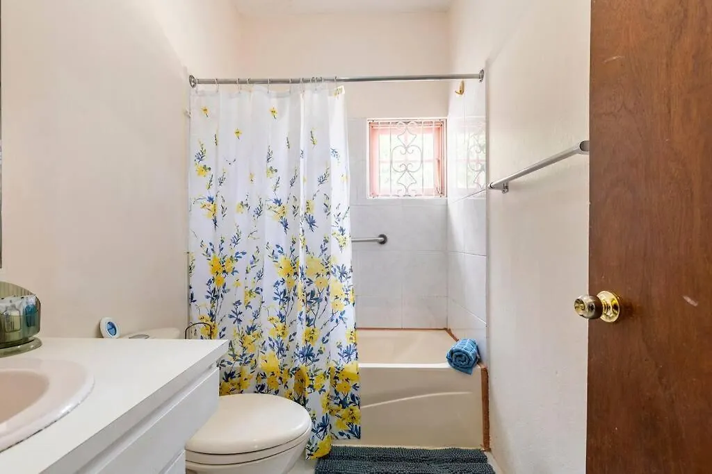 Shaw Park Gem Apartment Ocho Rios Jamaica